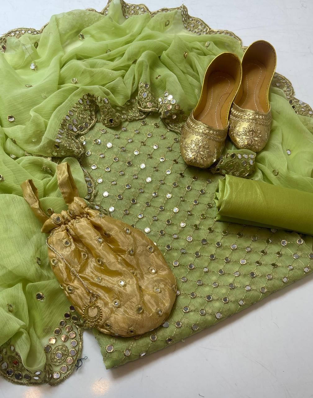 Fancy 5pc Embroidered Suit with Dupatta, Khussa & Bag – Premium Collection