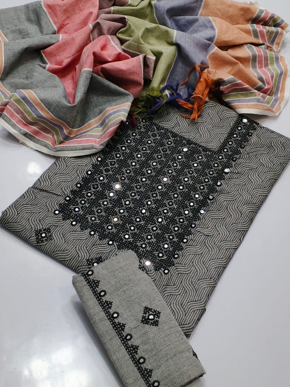 Summer Collection 2025 – 3pc Embroidered Cotton Khaddar Suit
