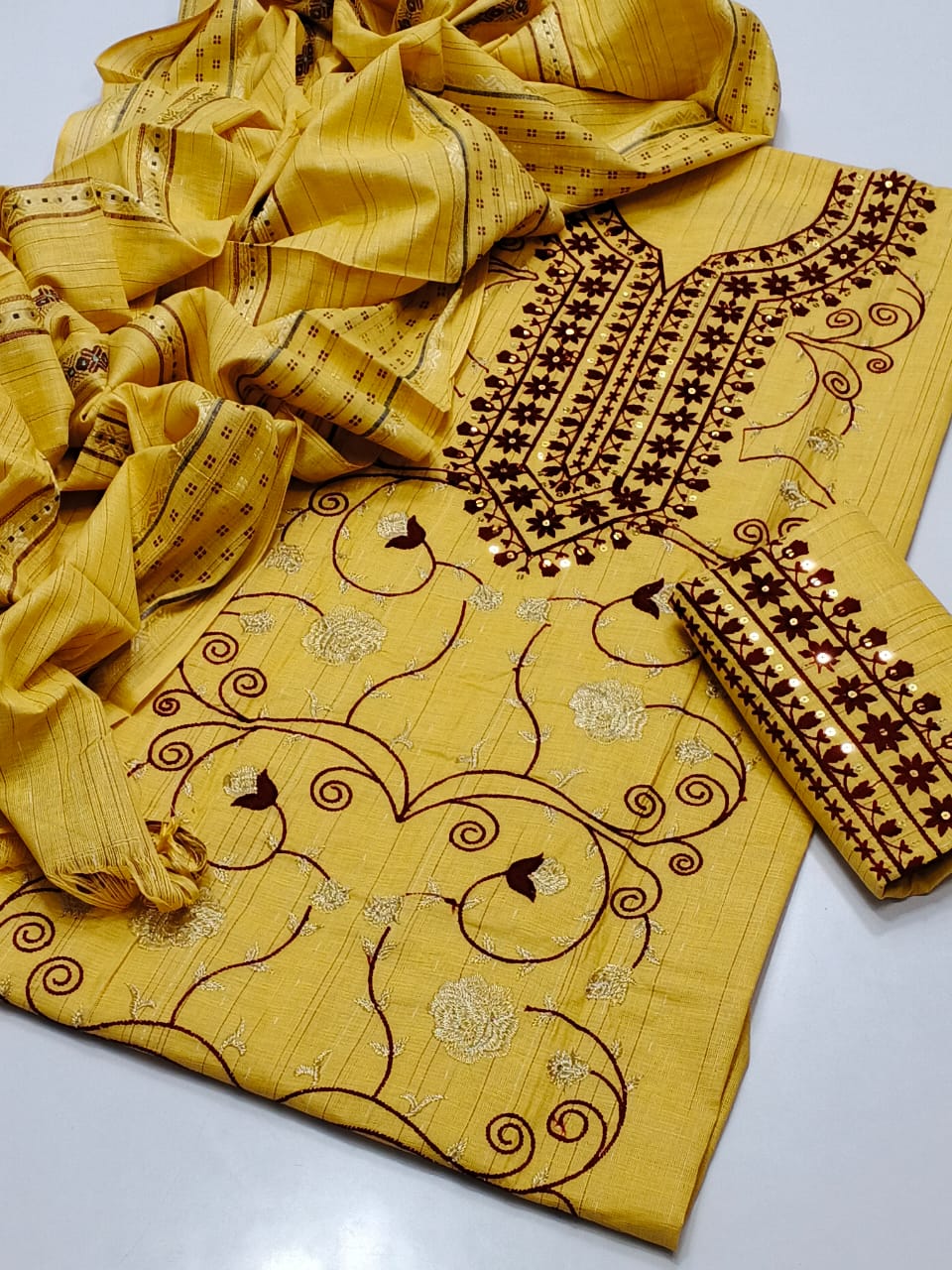 Cotton Khaddar 3pc Embroidered Suit with Jall Dupatta – Winter Collection