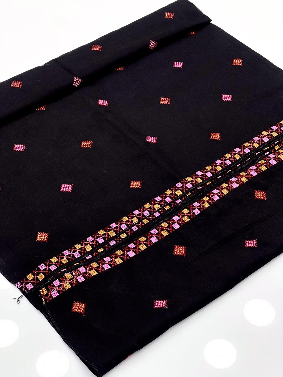 Swiss Lawn Embroidered Chadar – Premium Quality Full Size