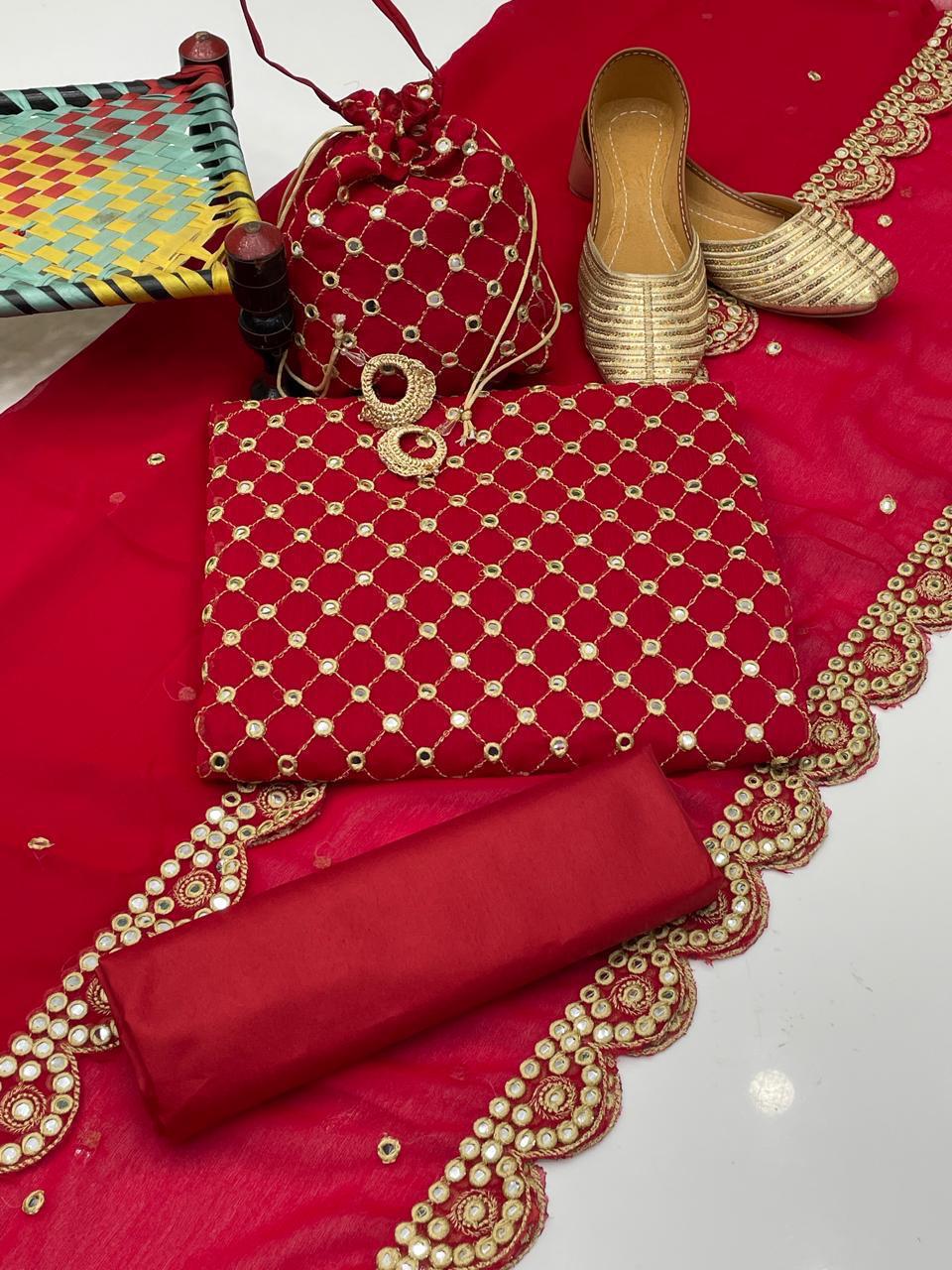 Fancy 5pc Embroidered Suit with Dupatta, Khussa & Bag – Premium Collection