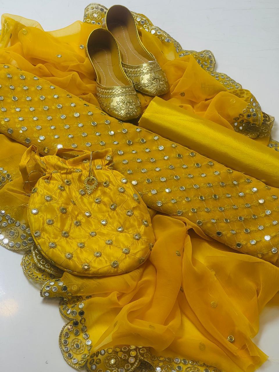 Fancy 5pc Embroidered Suit with Dupatta, Khussa & Bag – Premium Collection