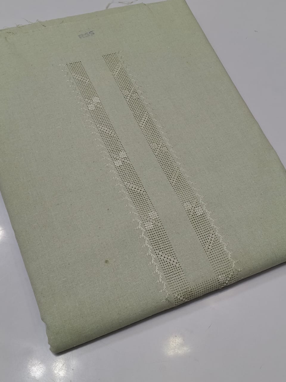 Karandi Khaddar Kamalia Handmade Tarkashi Full Suit – 7 Metres