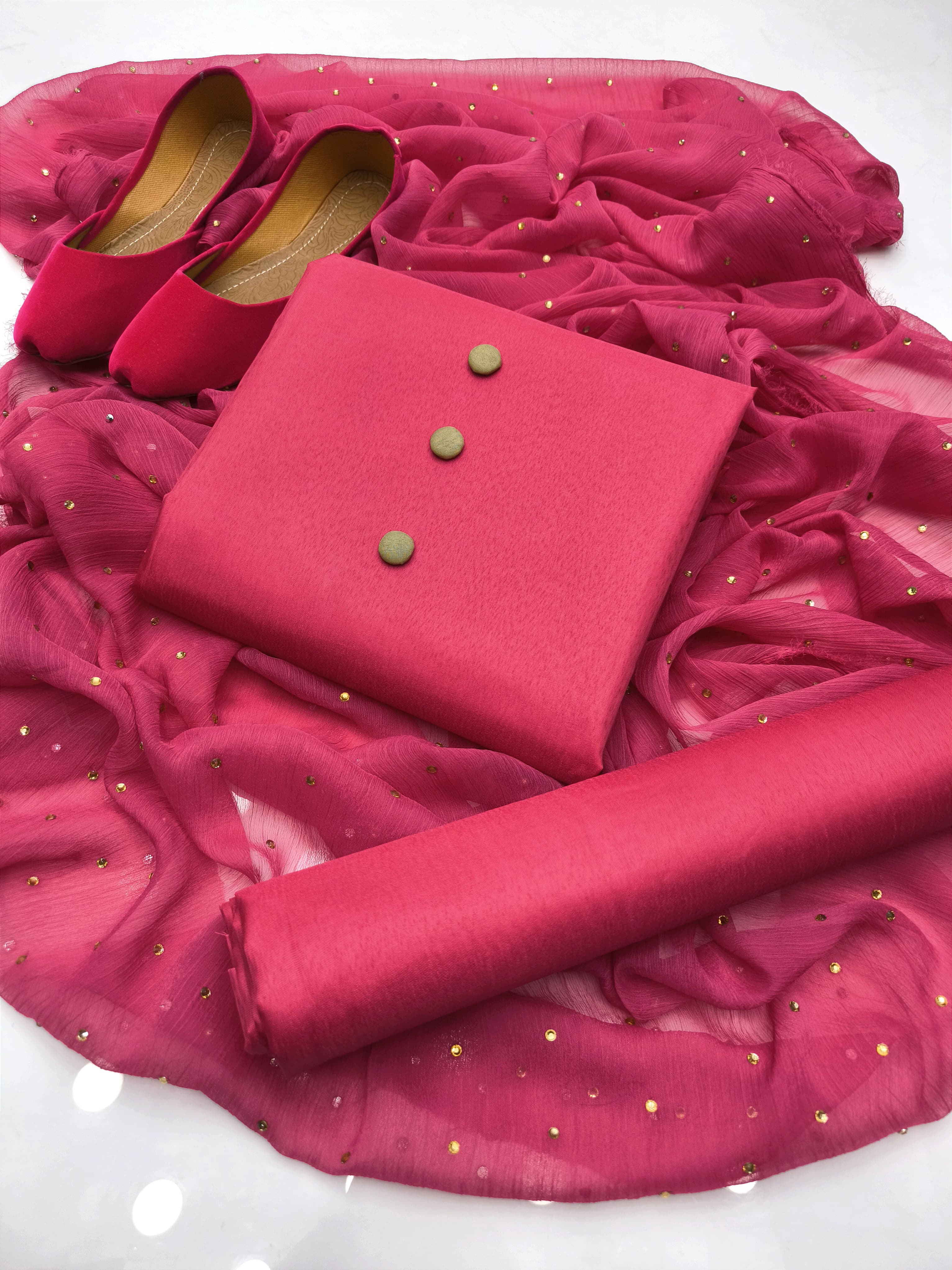 New Fancy 4pc Chiffon Dress with Kundan Dupatta & Gifts – Premium Collection