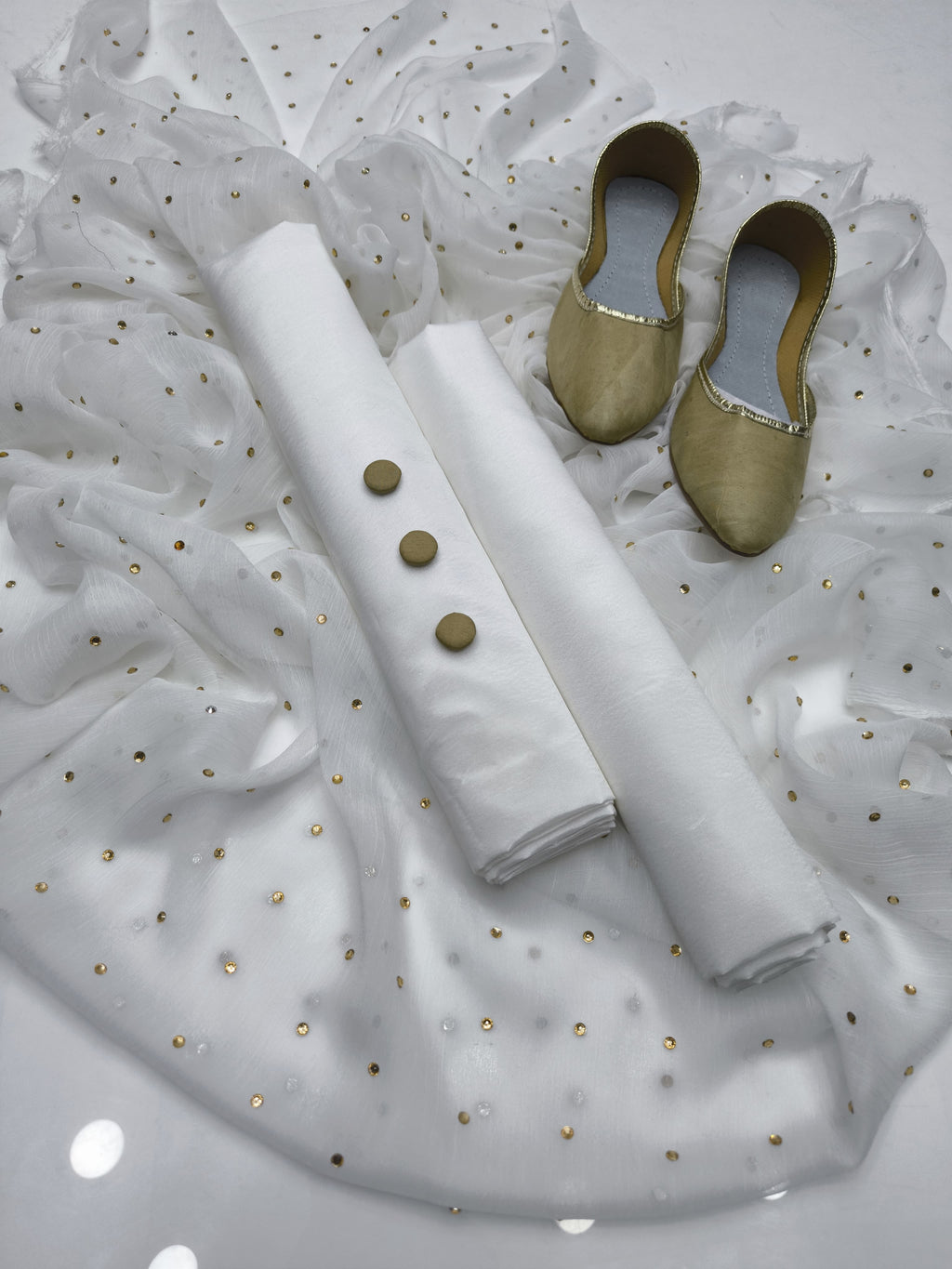 New Fancy 4pc Chiffon Dress with Kundan Dupatta & Gifts – Premium Collection