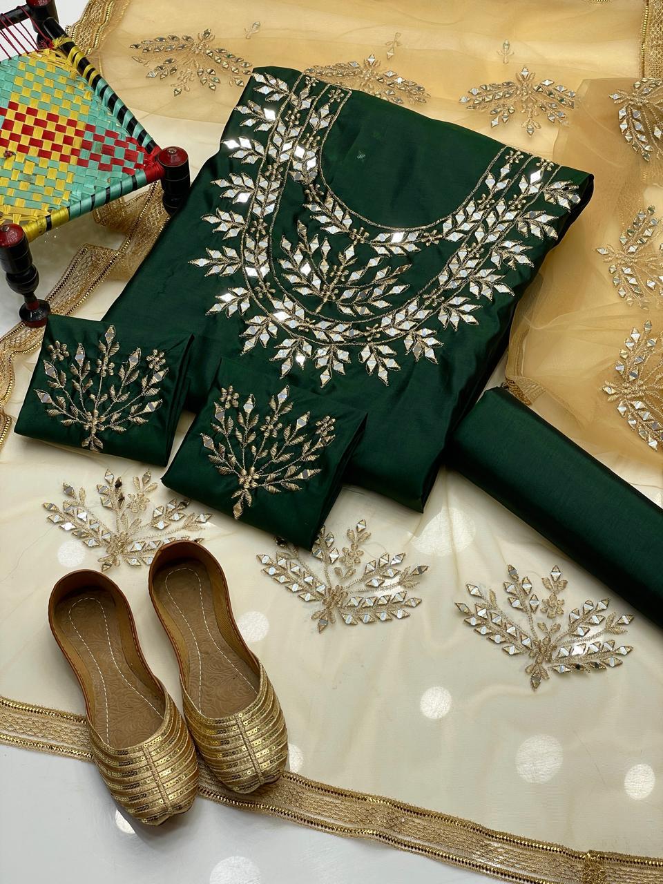 ✨New collection ✨ 2025

✅04 Pcs Dress
✅ Pure kattan silk heavy mirror work embroidery shirt & bazo embroidery 
✅ Golden mirror embroidery net dupata with indian lass and tasil 
✅ Pure Kattan silk trouser
✅with khussa