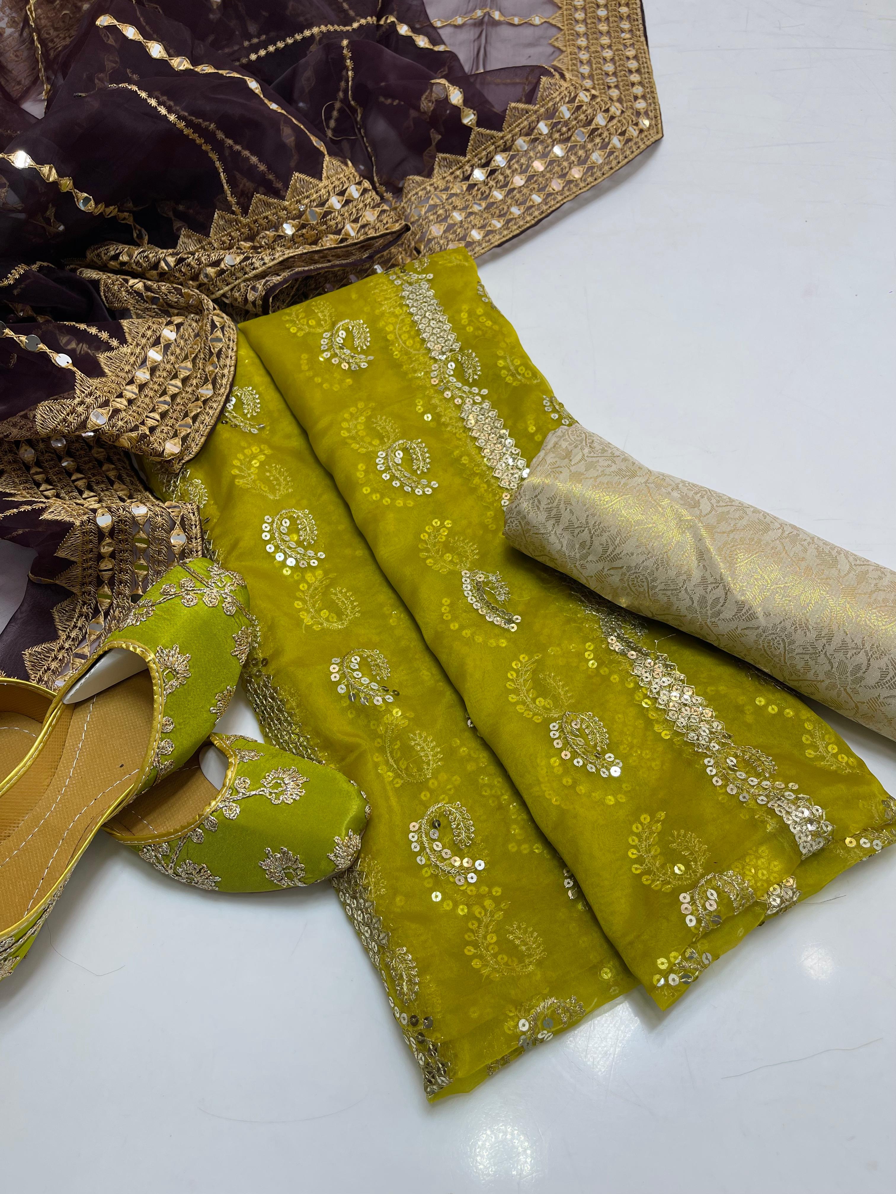 Organza embroidery front back same shirt 
Tissue beautiful embroidery work duppata 
Jamawar banarsi trouser 
With khusa
