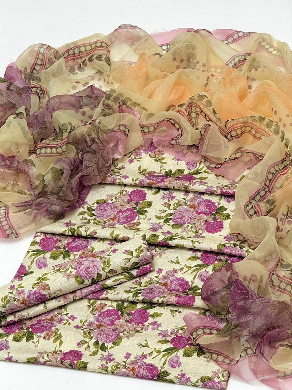 - Premium quality *SELF* swiss  jacquard lawn fabric digital printed shirt 
- Premium quality *SELf* Swiss  *JACQUARD* lawn fabric digital printed trouser
- chiffon digital printed dupatta
3pc unstitched suit 👗