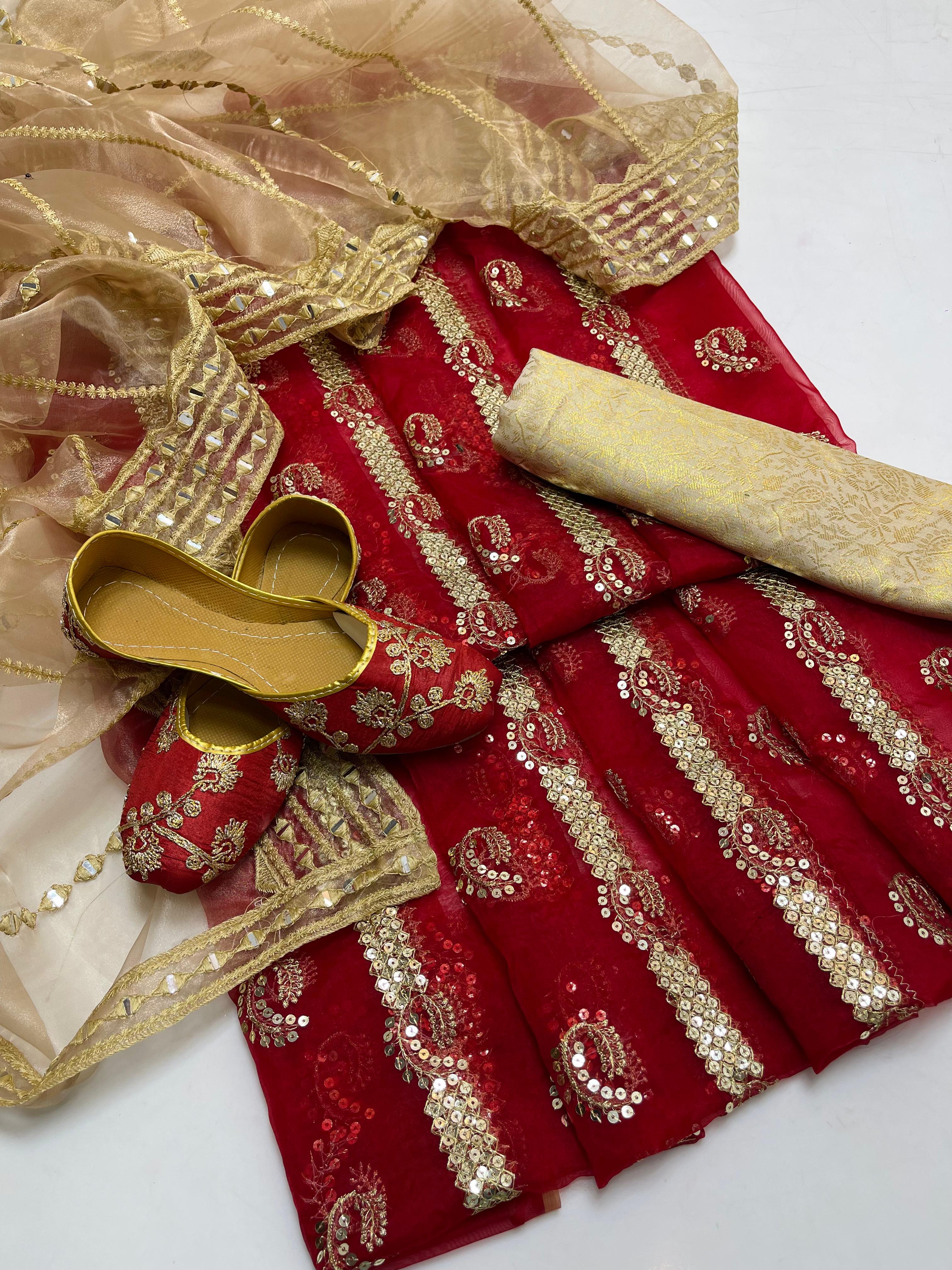 Organza embroidery front back same shirt 
Tissue beautiful embroidery work duppata 
Jamawar banarsi trouser 
With khusa