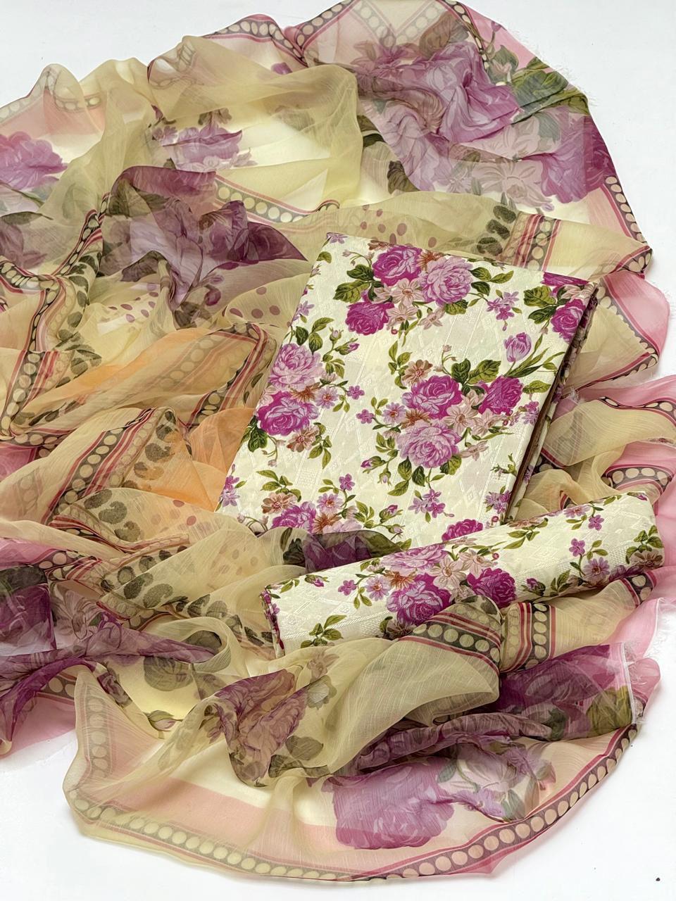 - Premium quality *SELF* swiss  jacquard lawn fabric digital printed shirt 
- Premium quality *SELf* Swiss  *JACQUARD* lawn fabric digital printed trouser
- chiffon digital printed dupatta
3pc unstitched suit 👗