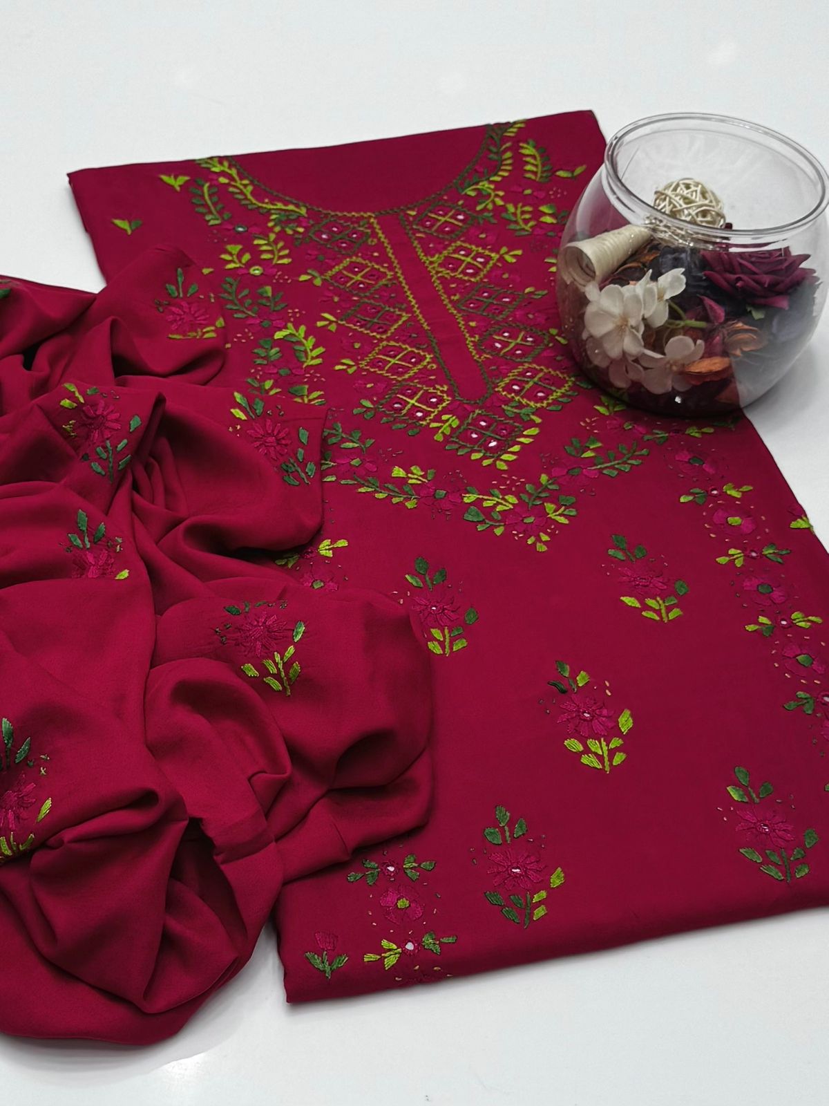 Winter Collection 2K25 

Linen Handmade Pakka Sheehsa Work Shirt WITH  Plane Trouser Along WITH  Linen Shawl 3Pc Dress 👗 👗