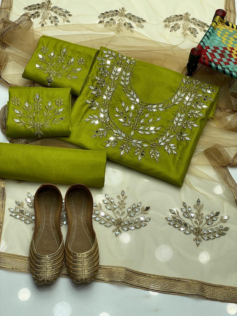 ✨New collection ✨ 2025

✅04 Pcs Dress
✅ Pure kattan silk heavy mirror work embroidery shirt & bazo embroidery 
✅ Golden mirror embroidery net dupata with indian lass and tasil 
✅ Pure Kattan silk trouser
✅with khussa