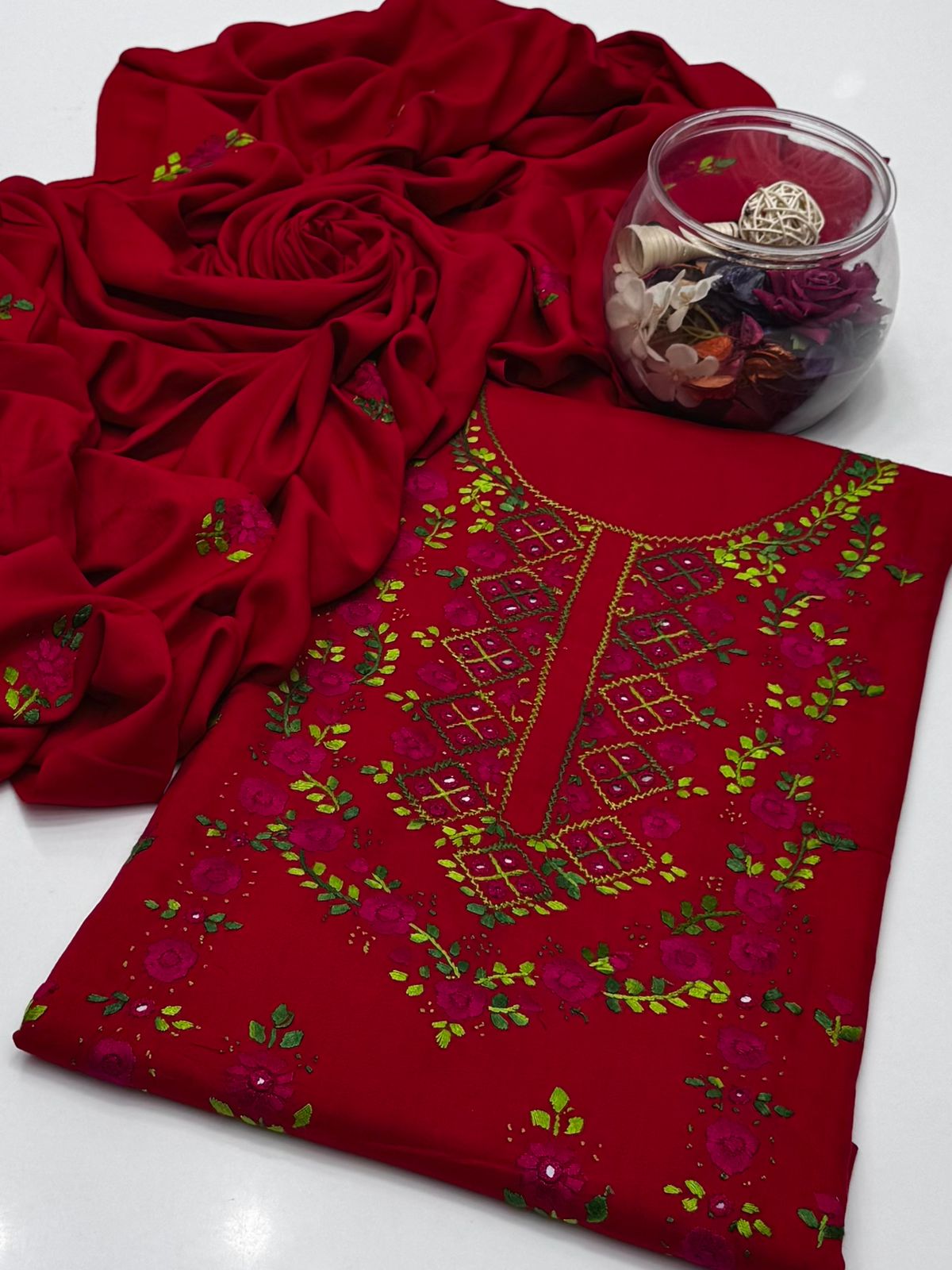 Winter Collection 2K25 

Linen Handmade Pakka Sheehsa Work Shirt WITH  Plane Trouser Along WITH  Linen Shawl 3Pc Dress 👗 👗