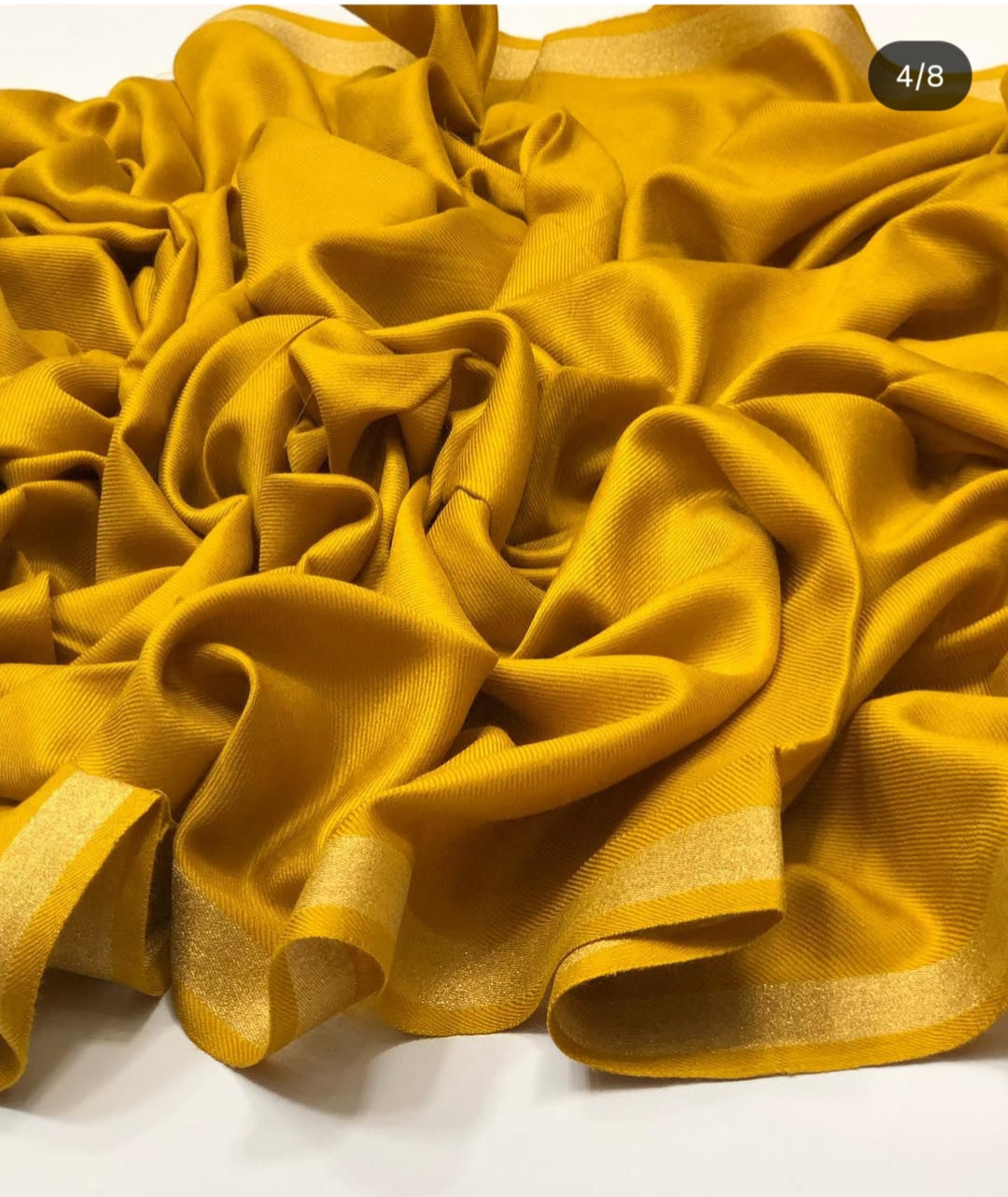 🔥 Alhumdulillah New Arrivals 🔥 2025

Peshmine Shawl Zari Boader ..
72 grade 
2.5 yard length
1.5 yard width
Stuff and colour guarantee