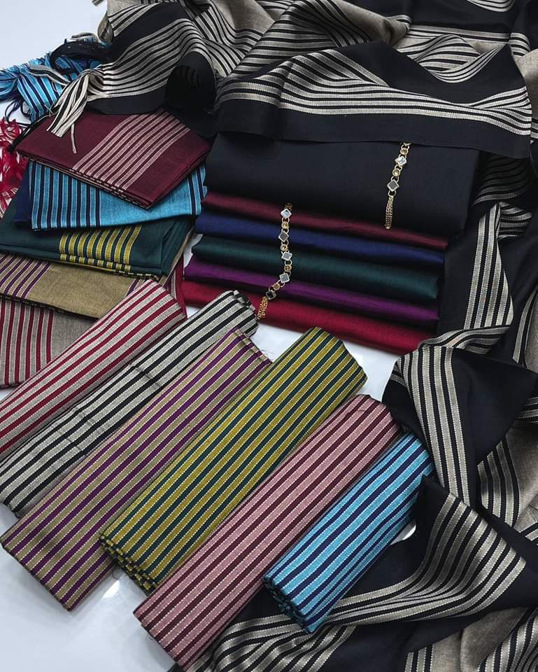Most demanding article 
Winter collection staff Susi shirt plan zari Pati Jackcard tarzari and zari Pati shall Jackcard 3 pc suit