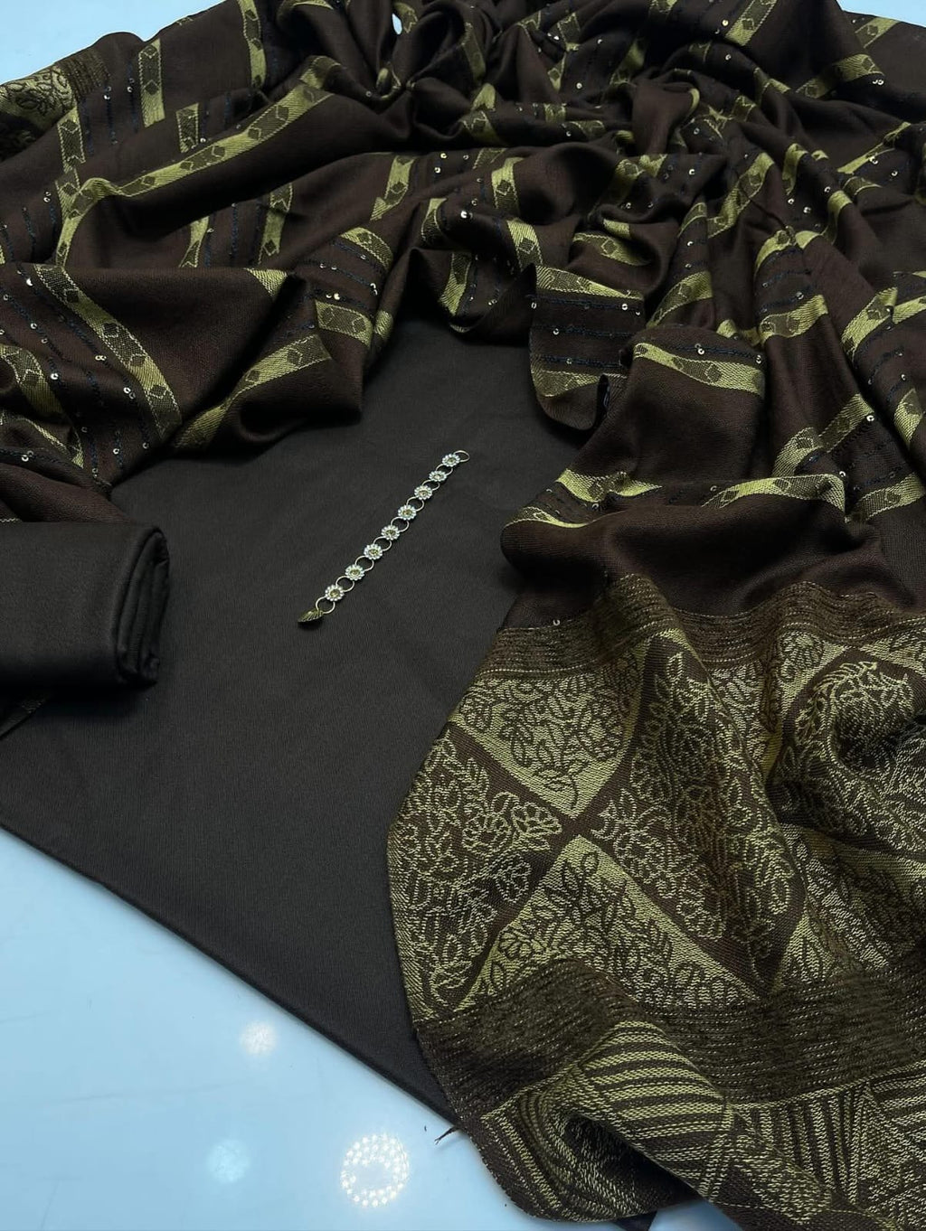 *Stuff: Wool special*
Wool shirt and trouser 
*Heavy indian broshia + Velvet + Sequence work Shawl* 
 *3 yard cutting shawl ✂️* 
- *With Mirror neckline ❤️*