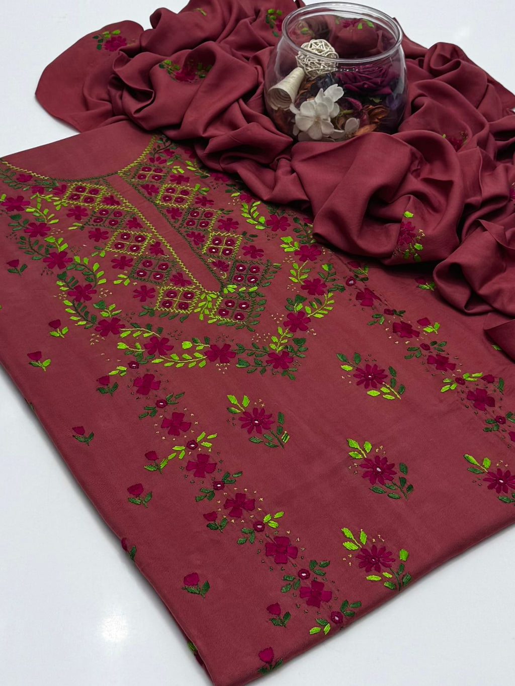 Winter Collection 2K25 

Linen Handmade Pakka Sheehsa Work Shirt WITH  Plane Trouser Along WITH  Linen Shawl 3Pc Dress 👗 👗